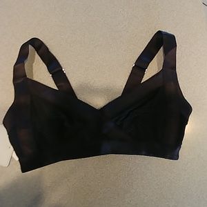 Lorna Jane Sports Bra. (XS)